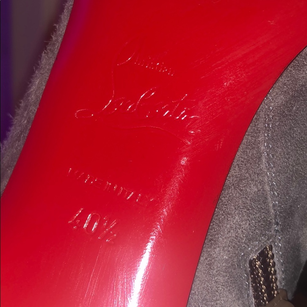 Red bottoms - Picture 6 of 6
